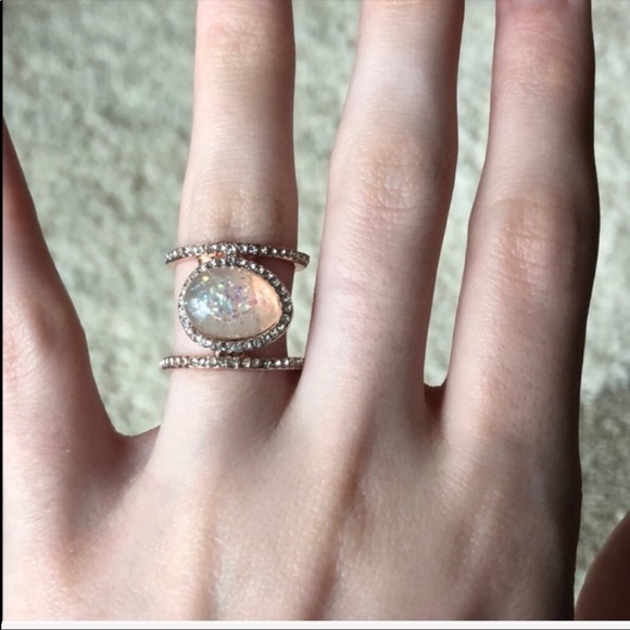 NWT Moon Rose Gold Color Ring - Picture 3 of 4